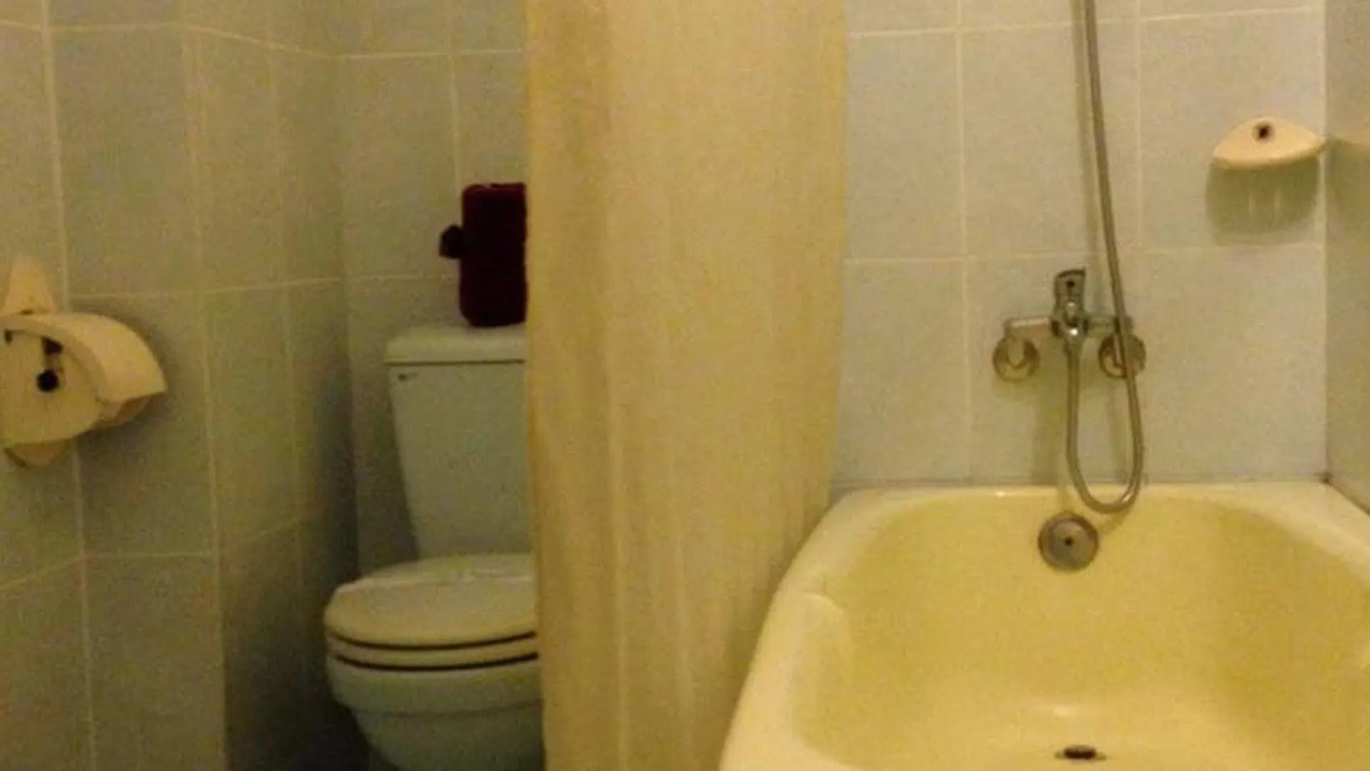 Vinh Huy Hotel Χόι Αν